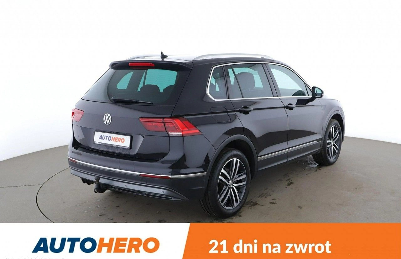 Volkswagen Tiguan cena 95400 przebieg: 143492, rok produkcji 2016 z Połczyn-Zdrój małe 529